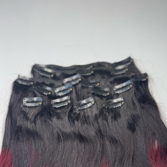 22 in Straight Ombre Black and Red Hair Extensions 1B/ 99J - Picture 2 of 5